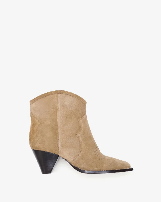 Minimalist men's ankle boots for a modern aestheticDarizo Low Boots