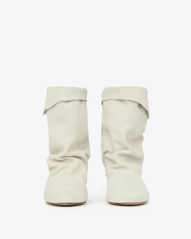 Desert - style men's ankle boots for a rugged appealRyska boots