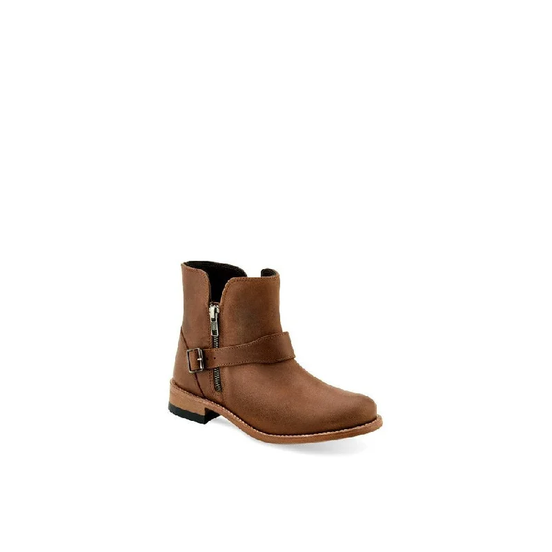 Men's western boots in a rich brown or black leather18164