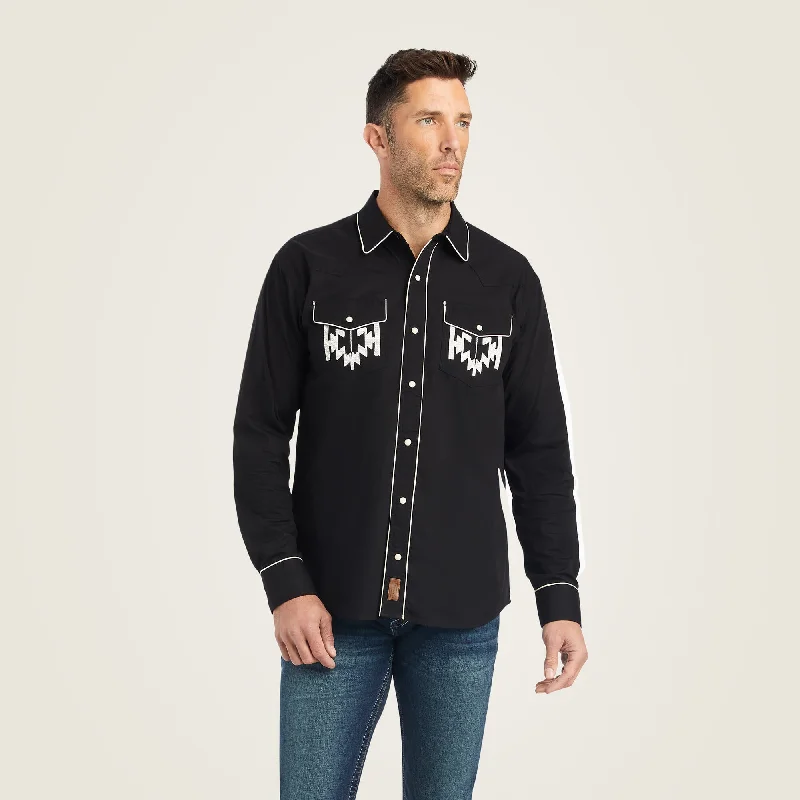 Men's western boots with a leather - wrapped heel and a smooth finishAriat® Chimayo Men's Retro Long Sleeve Western Snap Shirt - Black Men's western boots with a leather - wrapped heel and a smooth finishAriat® Chimayo Men's Retro Long Sleeve Western Snap Shirt - Black