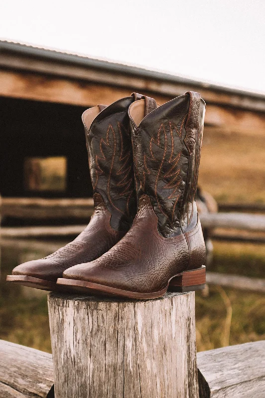 Men's western boots with a tooled leather design on the shaftLongreach Mens Boot - Coffee Men's western boots with a tooled leather design on the shaftLongreach Mens Boot - Coffee