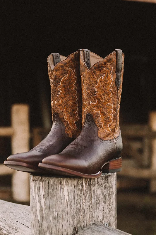 Men's western boots with a silver - toned hardware and accentsLongreach Mens Boot - Tan Men's western boots with a silver - toned hardware and accentsLongreach Mens Boot - Tan