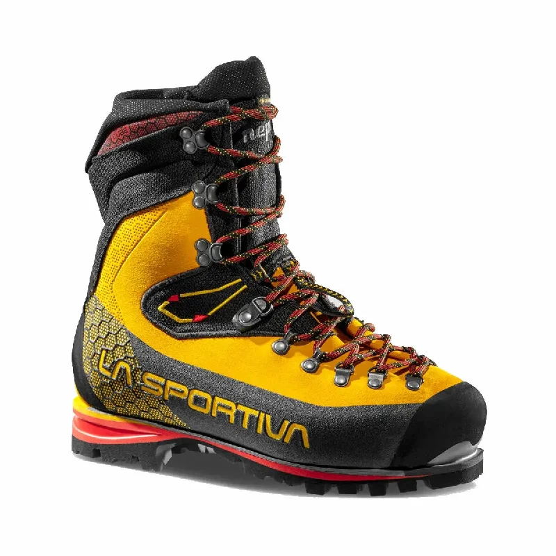 Men's hiking boots with a high - ankle supportNepal Cube GTX