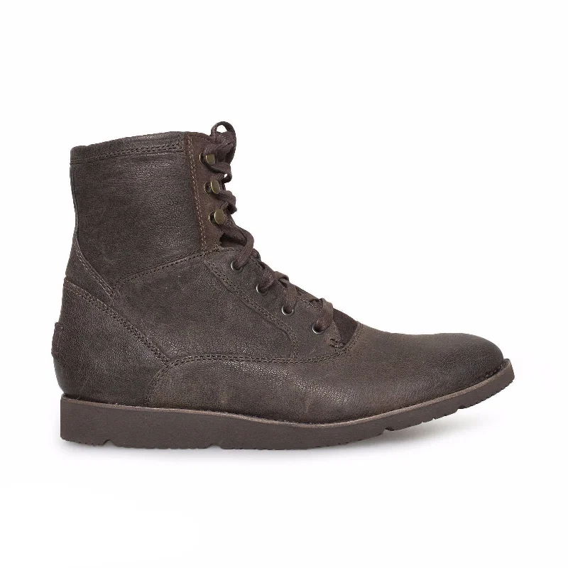 Men's leather and Gore - Tex composite winter bootsUGG Cavitt Stout Boots