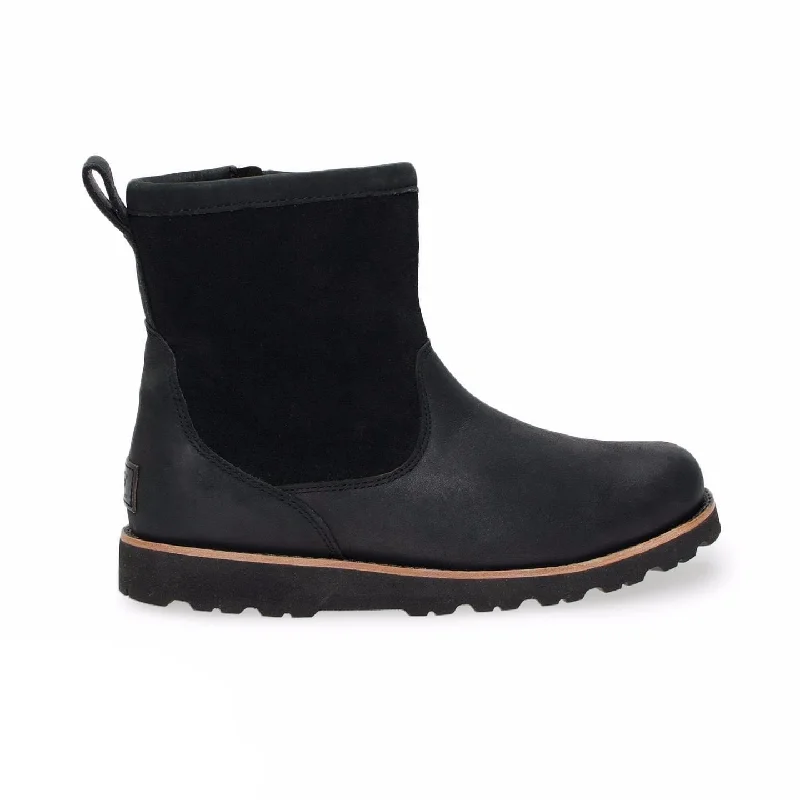 Men's buckle - detail winter boots for a rugged lookUGG Hendren TL Black Boots