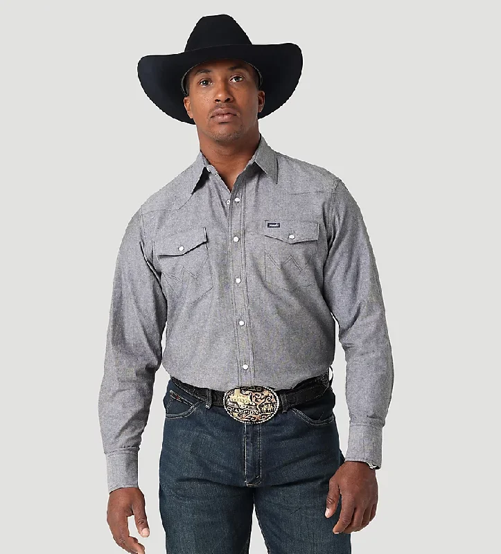 Vintage - style men's western boots with a square toe and spur ledgeWrangler® Men's Chambray Long Sleeve Western Shirt - Moonless Night Vintage - style men's western boots with a square toe and spur ledgeWrangler® Men's Chambray Long Sleeve Western Shirt - Moonless Night