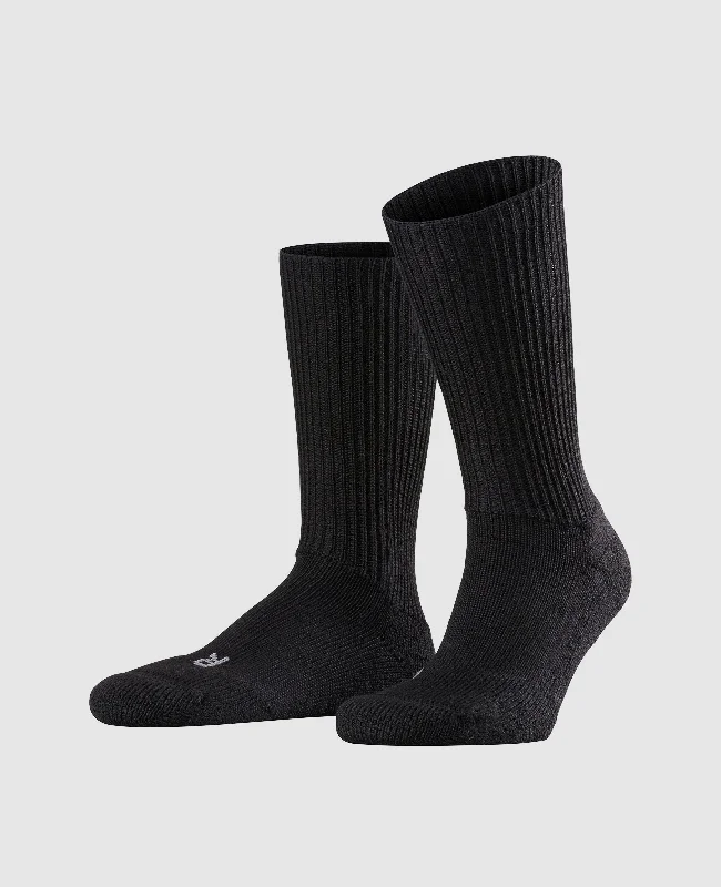 Canvas men's boat shoes for a casual summer lookFalke Walkie Ergo Unisex Socks - Black Canvas men's boat shoes for a casual summer lookFalke Walkie Ergo Unisex Socks - Black
