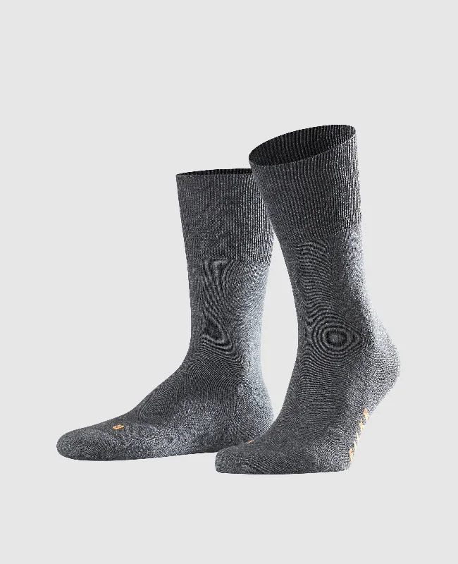 Men's boat shoes in a light - colored leatherFalke Run Unisex Socks - Dark Grey