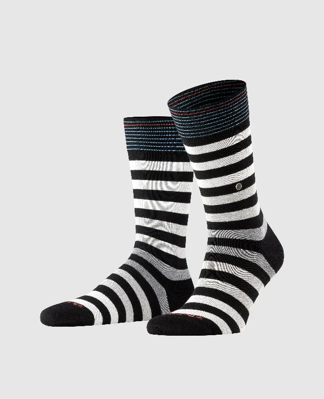 Men's boat shoes in a light - colored leatherBurlington Blackpool Men's Socks - Black Men's boat shoes in a light - colored leatherBurlington Blackpool Men's Socks - Black