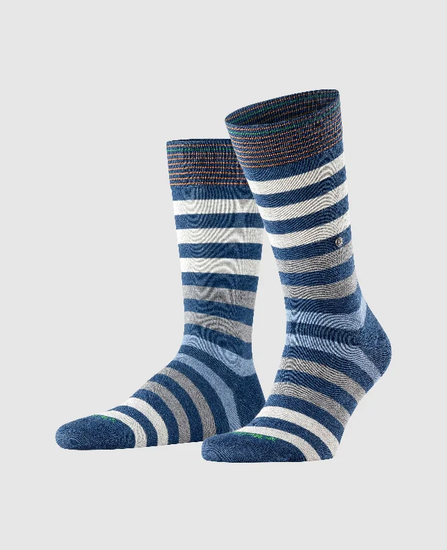 Men's boat shoes with a perforated design for ventilationBurlington Blackpool Men's Socks - Dark Blue Melange Men's boat shoes with a perforated design for ventilationBurlington Blackpool Men's Socks - Dark Blue Melange