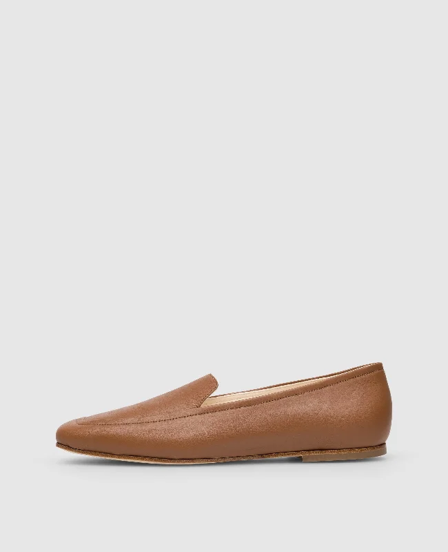 Low - top men's boat shoes for a sleek appearanceAudrey HVL - Brown
