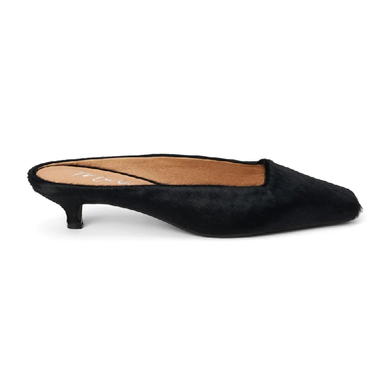 Men's formal shoes with a classic silhouetteClassy Square Toe Kitten Heel Mules