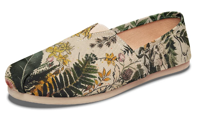 Men's printed espadrilles with a tropical patternFernwood Espadrilles - Lightweight Canvas Slip-Ons with Elastic V for Easy Comfort Men's printed espadrilles with a tropical patternFernwood Espadrilles - Lightweight Canvas Slip-Ons with Elastic V for Easy Comfort