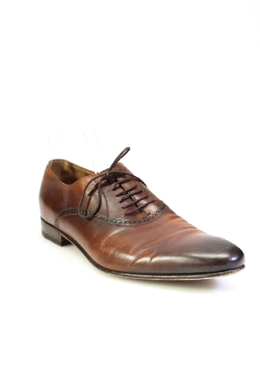 Men's formal shoes with a polished shineGucci Mens Lace Up Round Toe Wingtip Oxfords Brown Leather Men's formal shoes with a polished shineGucci Mens Lace Up Round Toe Wingtip Oxfords Brown Leather
