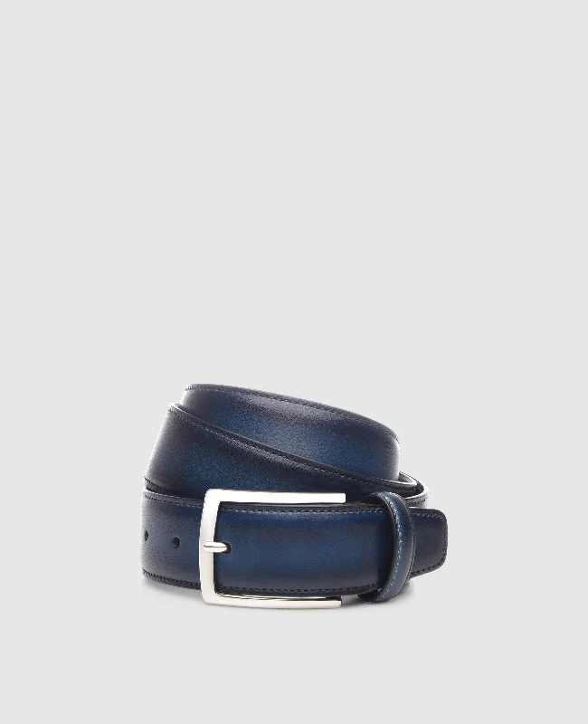 Stretchable men's boat shoes for a comfortable fitMen’s Patina belt in navy - Navy