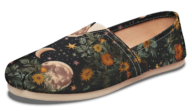 Men's breathable espadrilles for summer heatLunar Meadow Espadrilles - Lightweight Canvas Slip-Ons with Elastic V for Easy Comfort Men's breathable espadrilles for summer heatLunar Meadow Espadrilles - Lightweight Canvas Slip-Ons with Elastic V for Easy Comfort