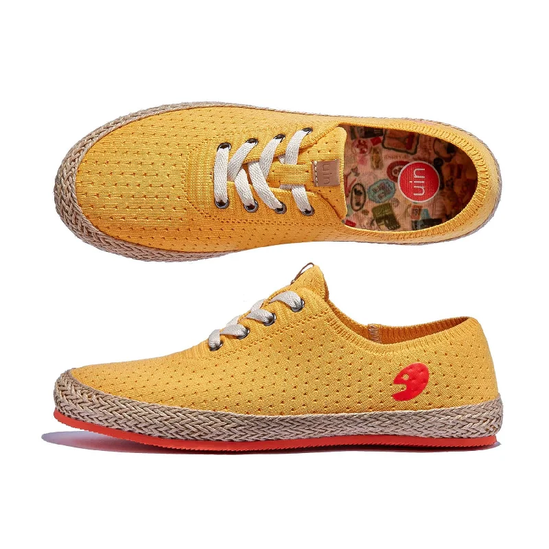 Men's classic lace - up espadrilles in a neutral colorAmber Yellow Formentera I Men Men's classic lace - up espadrilles in a neutral colorAmber Yellow Formentera I Men