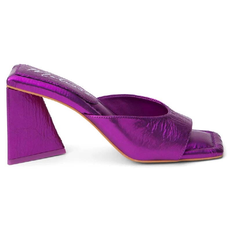 Men's formal shoes with a padded insole for comfortRegan Metallic Block Heel Sandals Men's formal shoes with a padded insole for comfortRegan Metallic Block Heel Sandals